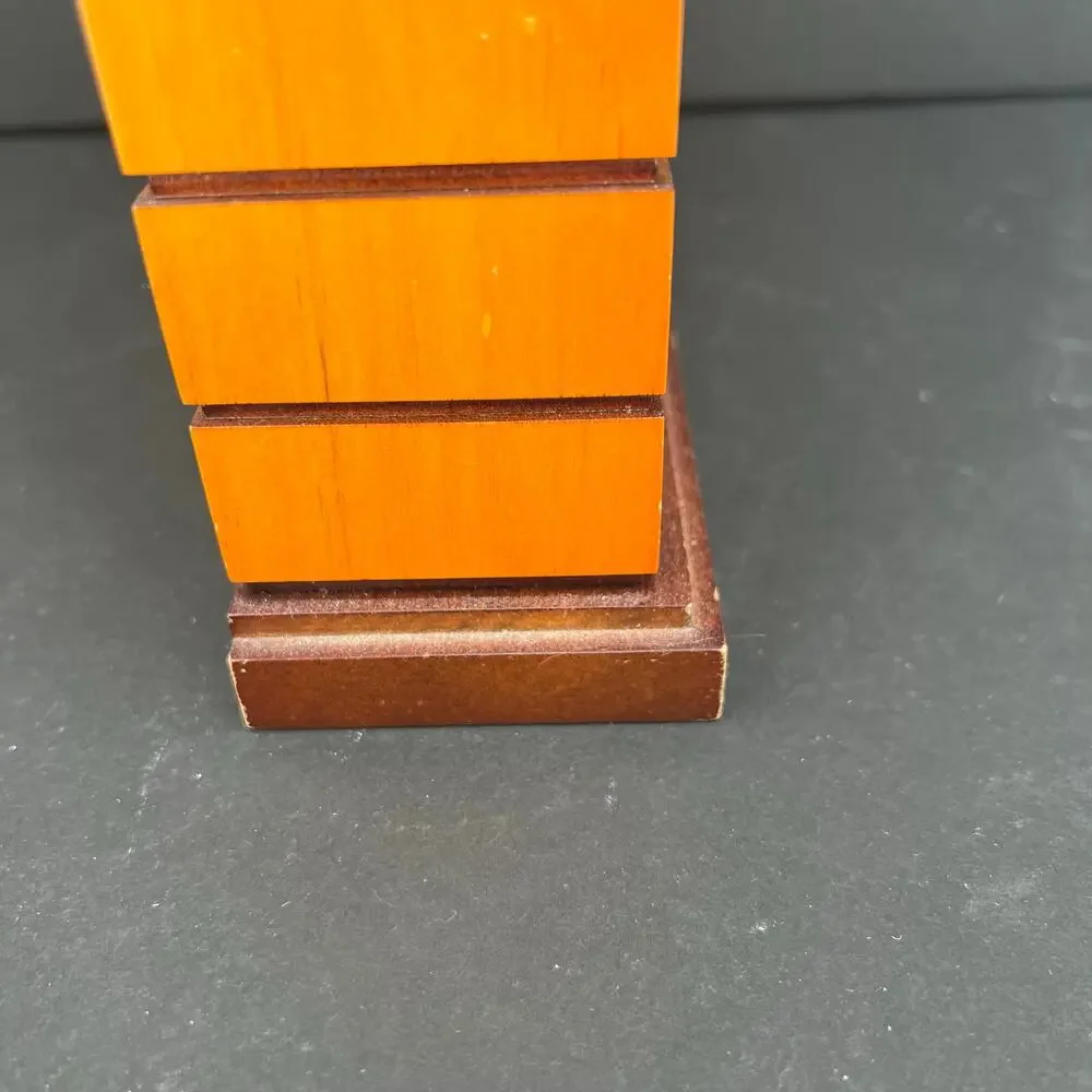 Bulova this usonian